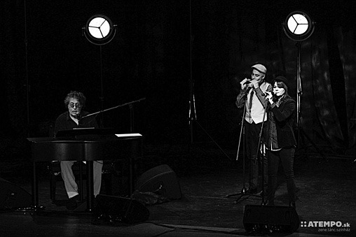 Presser Gbor, Szab Tams s Olh Ibolya Komromban – Fot: ATEMPO.sk